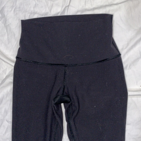 Lululemon capris wonder under - Picture 2 of 5